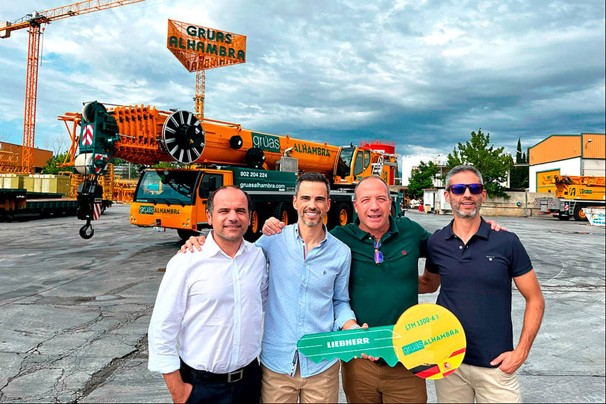 Grúas Alhambra übernimmt ersten Liebherr-Mobilkran LTM 1300-6.3 auf der Iberischen Halbinsel